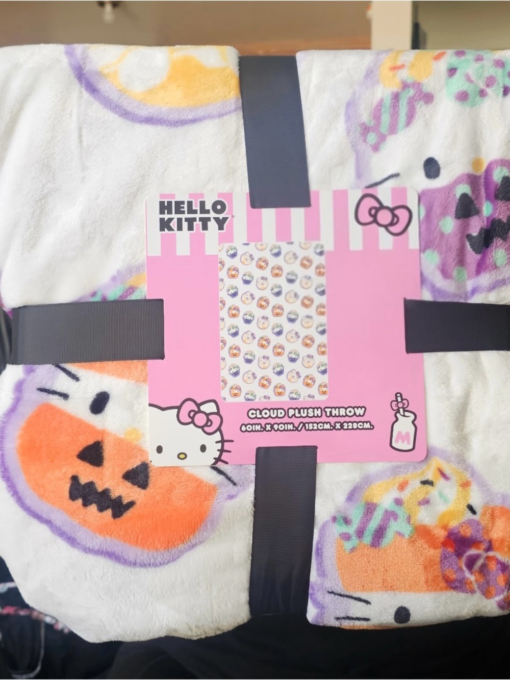 Hello Kitty Spooky Treats Halloween Plush Throw